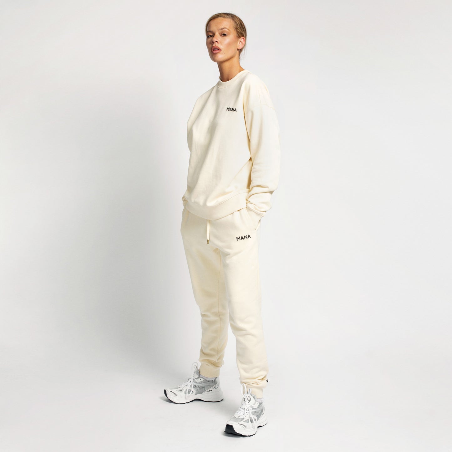Deluxe Sweatshirt