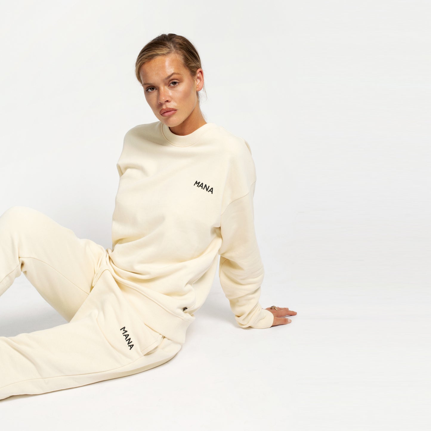 Deluxe Sweatshirt